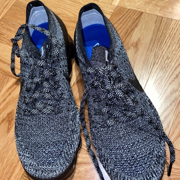 Women’s NIKE AIR VAPORMAX FLYKNIT OREO 2.9 grey CHEAPER IN DESCRIPTION - Picture 4 of 8